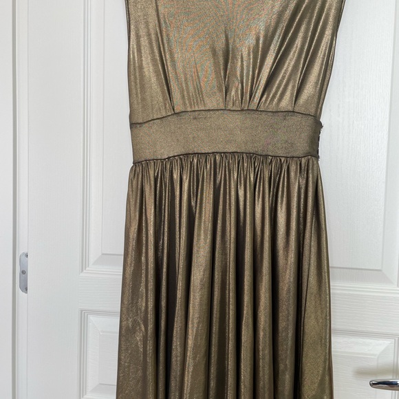 Evening dress - Picture 2 of 8